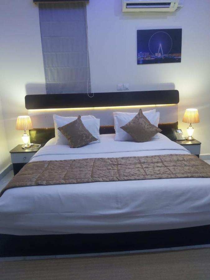 Apartment 79 Hotel & Suite Ikeja Dış mekan fotoğraf