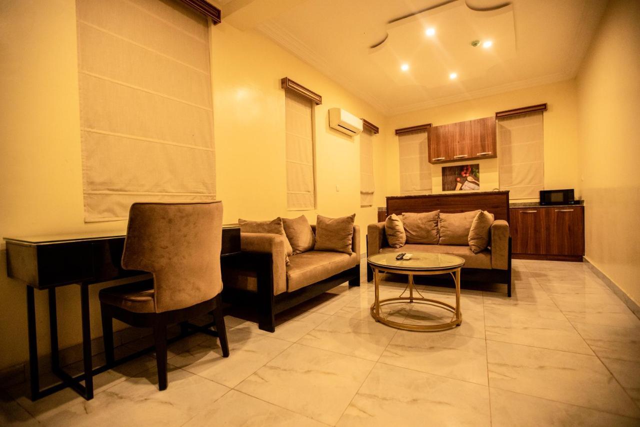 Apartment 79 Hotel & Suite Ikeja Dış mekan fotoğraf