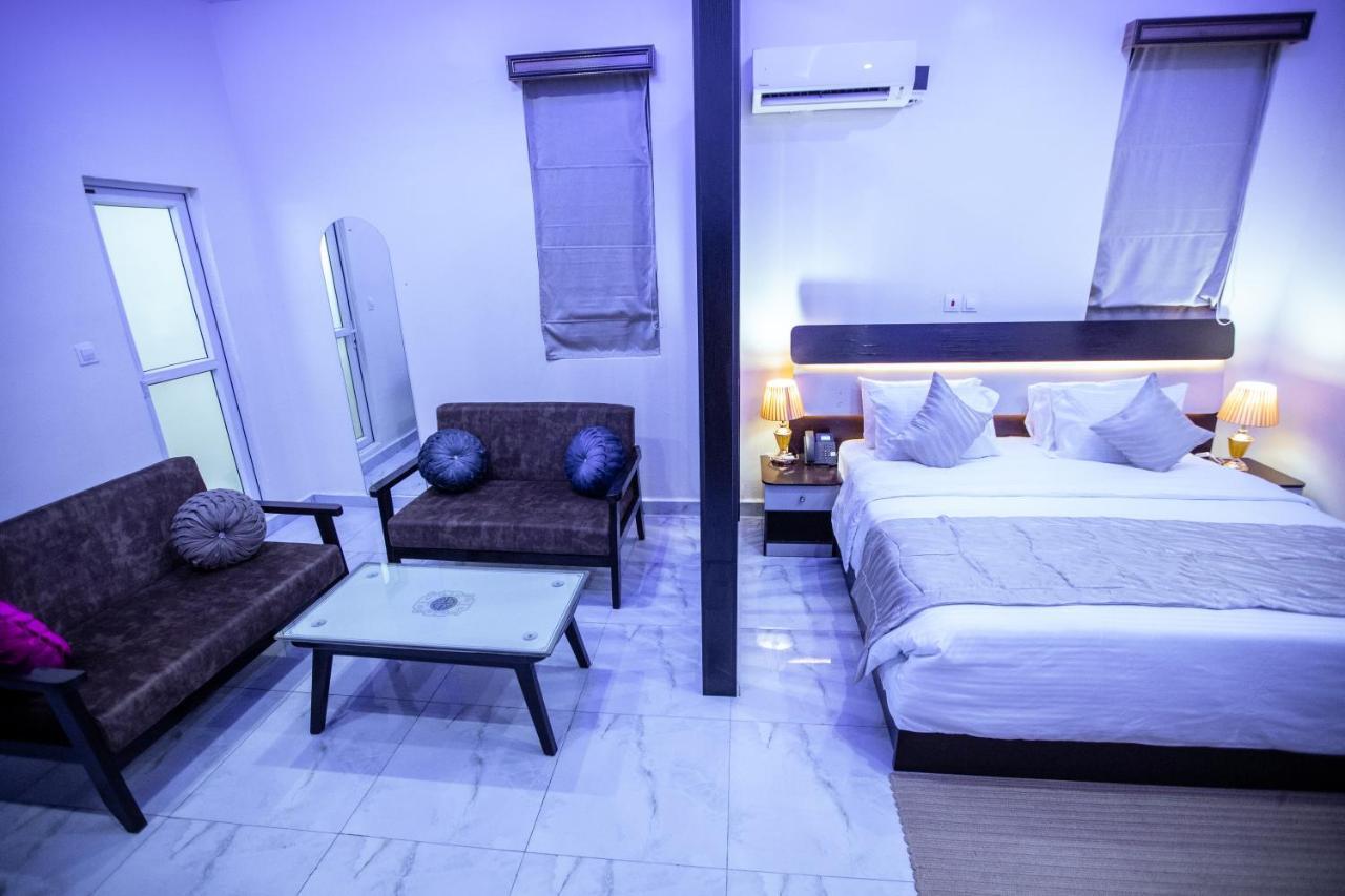 Apartment 79 Hotel & Suite Ikeja Dış mekan fotoğraf