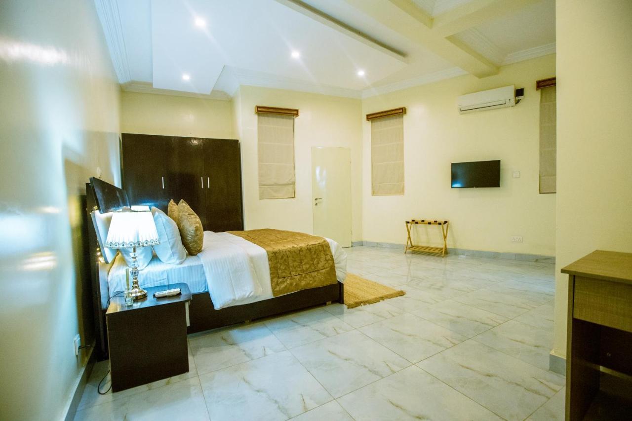Apartment 79 Hotel & Suite Ikeja Dış mekan fotoğraf