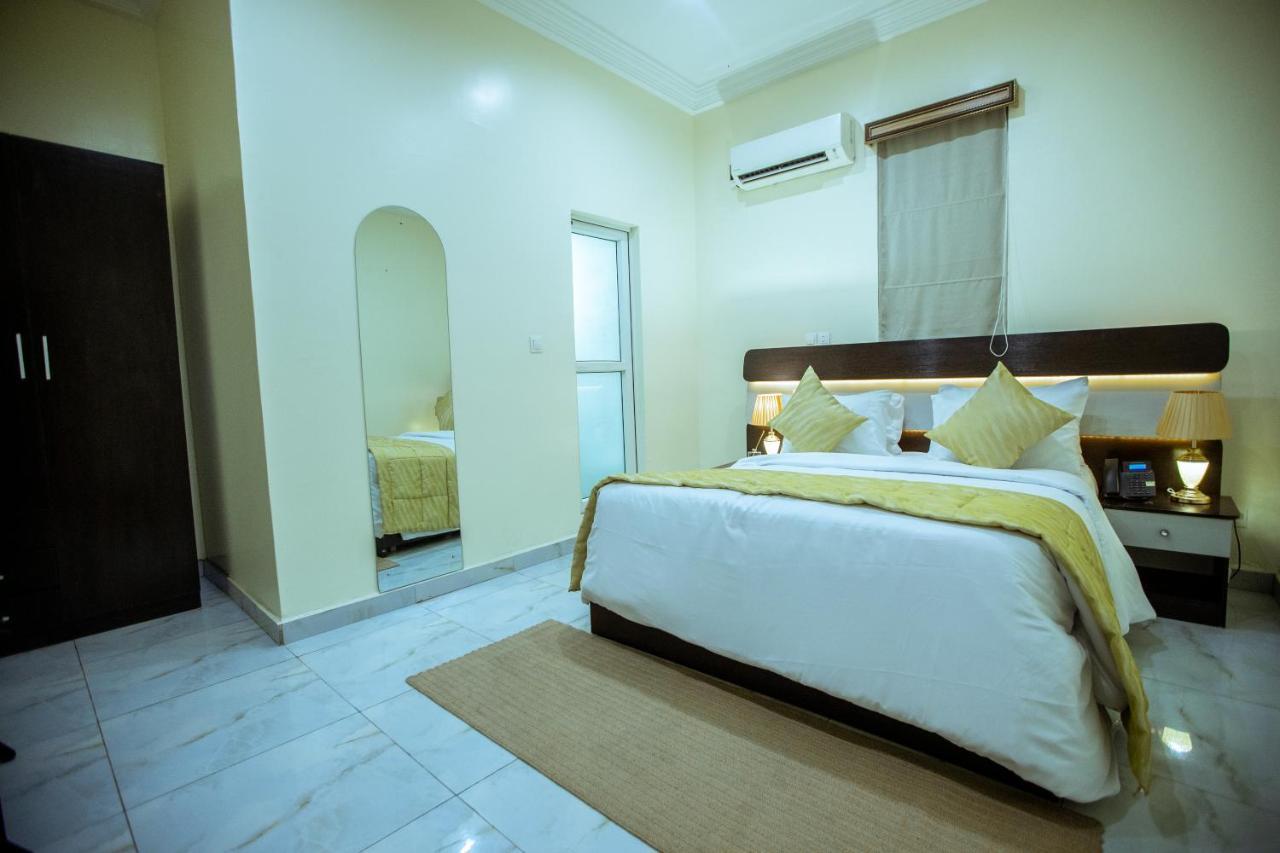 Apartment 79 Hotel & Suite Ikeja Dış mekan fotoğraf