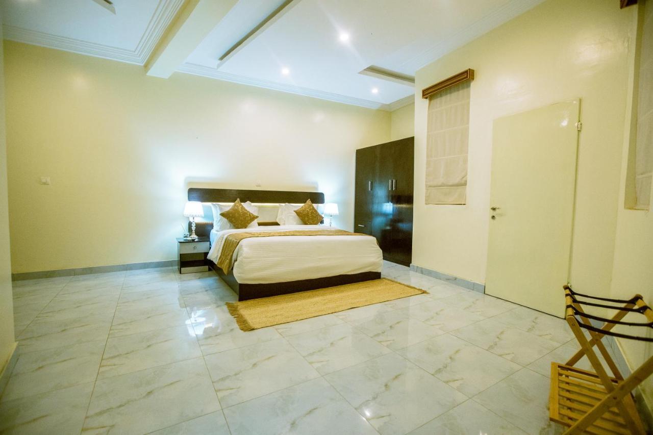 Apartment 79 Hotel & Suite Ikeja Dış mekan fotoğraf