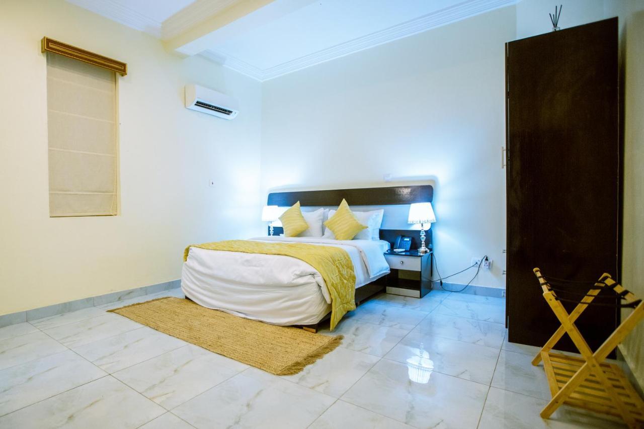 Apartment 79 Hotel & Suite Ikeja Dış mekan fotoğraf