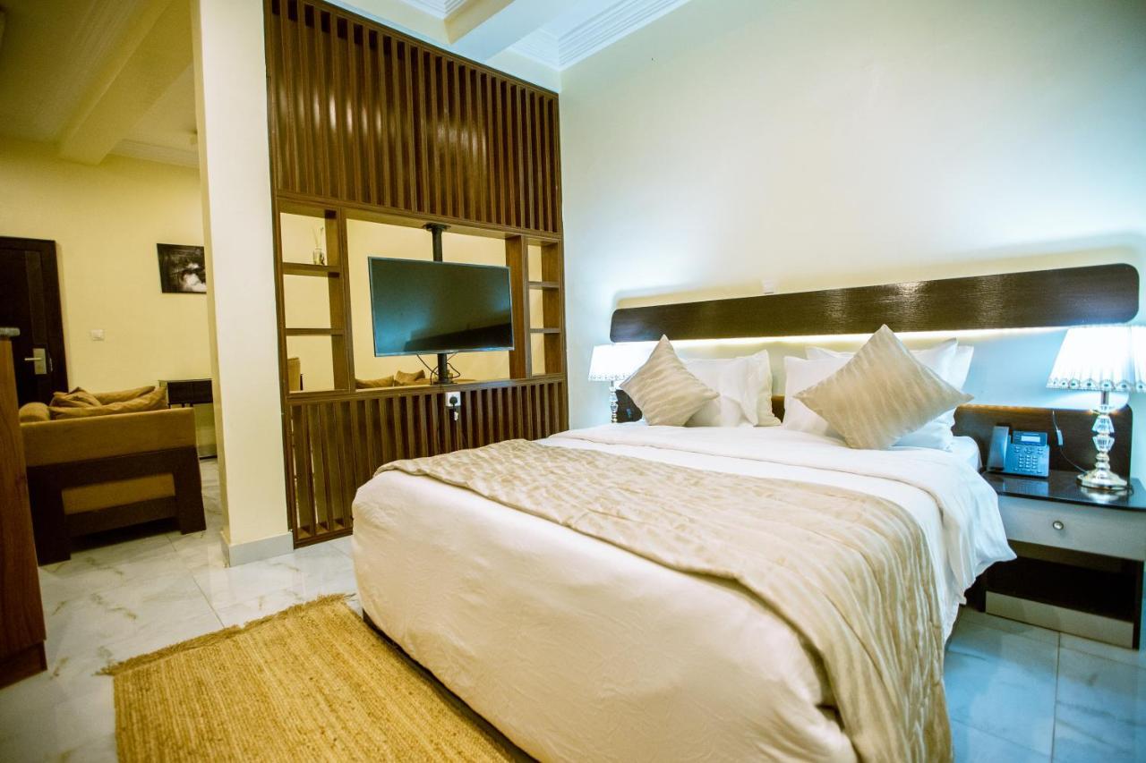 Apartment 79 Hotel & Suite Ikeja Dış mekan fotoğraf