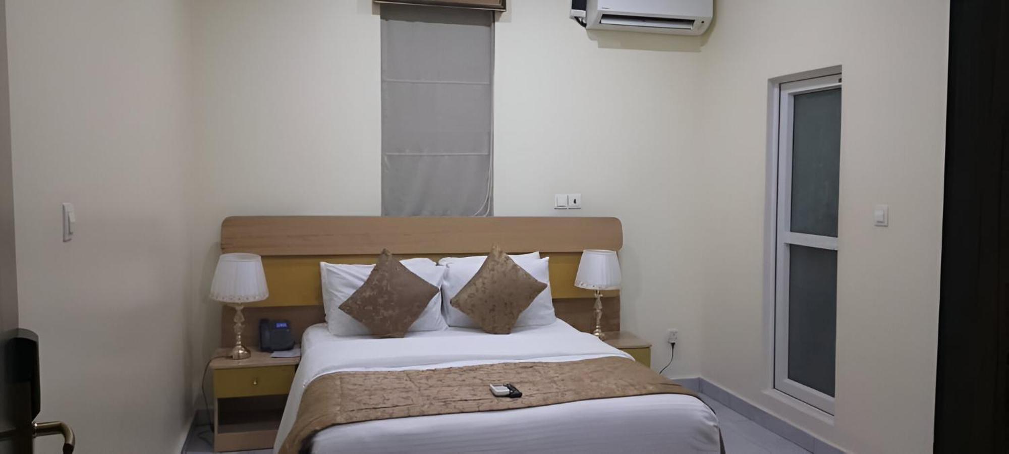 Apartment 79 Hotel & Suite Ikeja Dış mekan fotoğraf